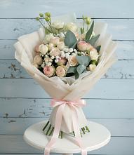 Букет цветов из:  Розы и Лизиантусы #REPLACE_PRED# Ирклиевская