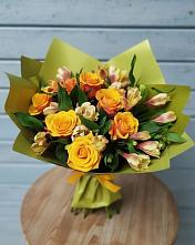 Букет цветов из:  Альстромерии и Розы в Ирклиевская