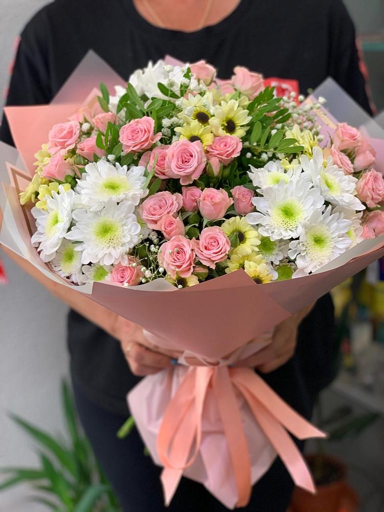 Букет цветов из: Розы и Хризантемы в Ирклиевская