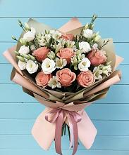 Букет цветов из:  Розы, Альстромерии и Лизиантусы в Ирклиевская