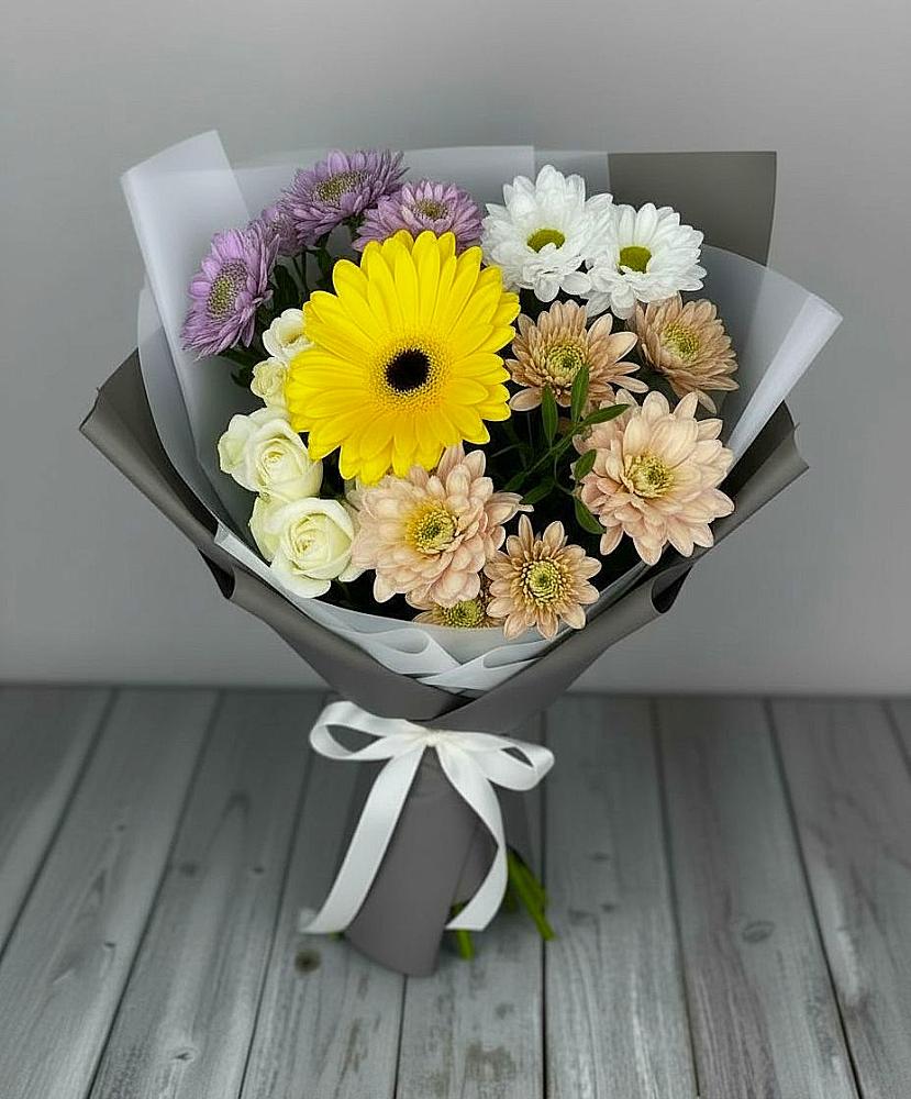 Букет цветов из: Розы, Герберы и Хризантемы в Ирклиевская