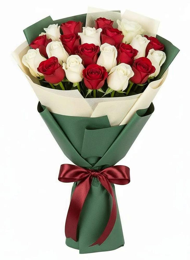 Букет Микс из красных и белых роз в Ирклиевская