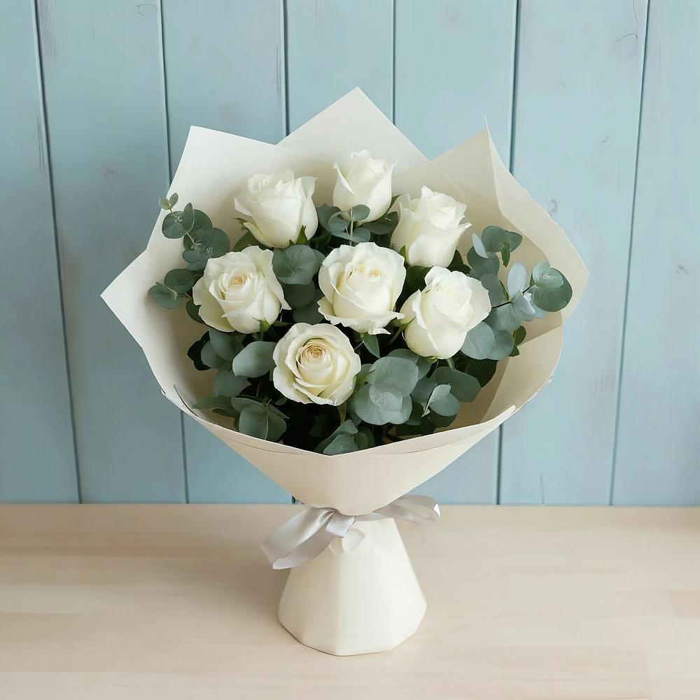 Букет Белые розы в Эвкалипте в Ирклиевская