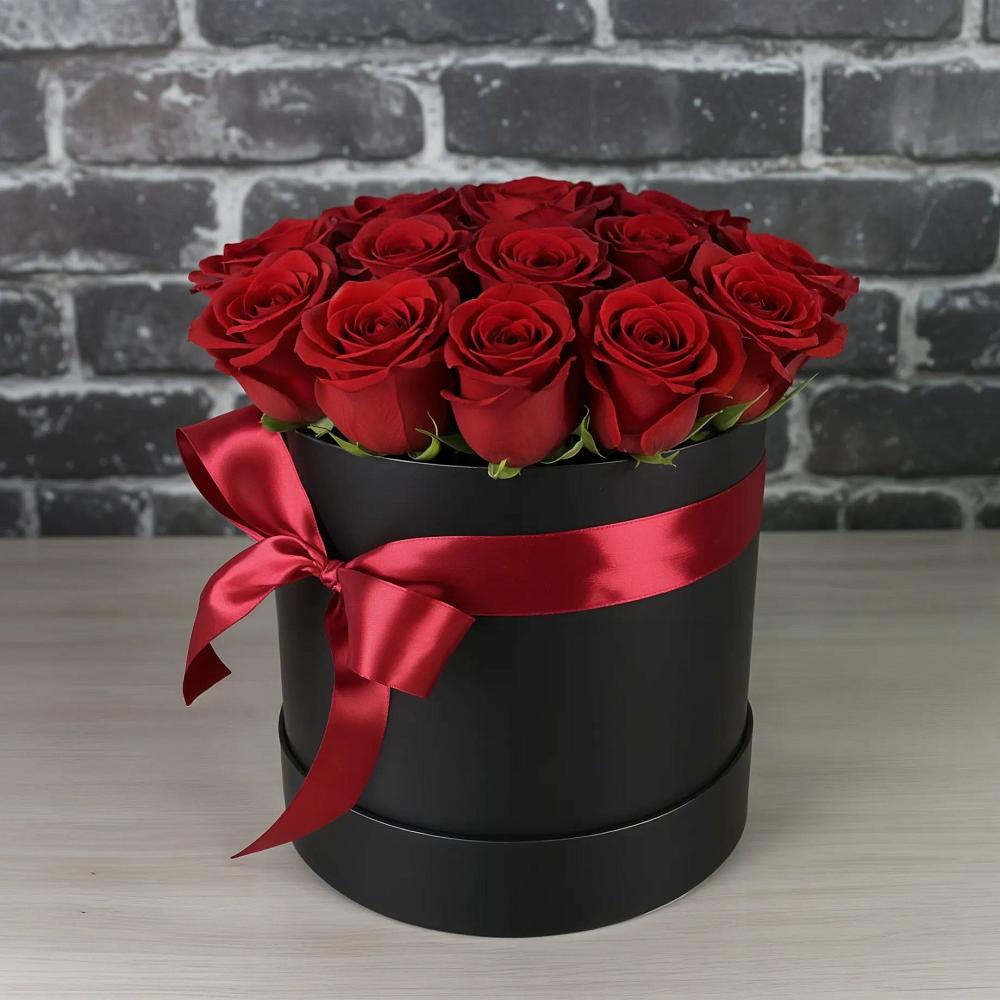 Цветочная композиция из Розы в шляпной коробке в Ирклиевская